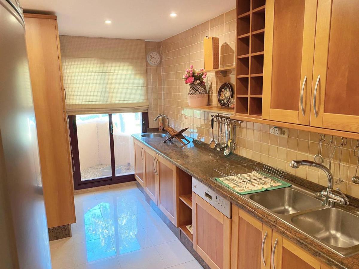Bahialcantara Beachside Apartment Marbella